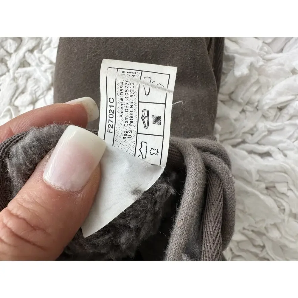 UGG Boots Neumen Chukka Mens 11 Charcoal Grey Lace Up Casual Ankle Top SN 3236